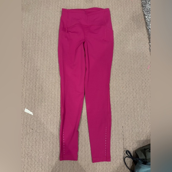 NWOT Lululemon Swift Speed High-Rise Tight 28" - Picture 4 of 5